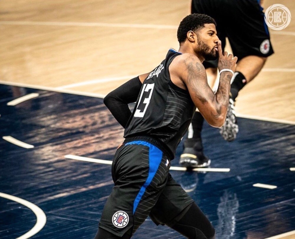 九游娱乐官网 德罗巴连续十场比赛得分超过爆冷，快船挑战极限！